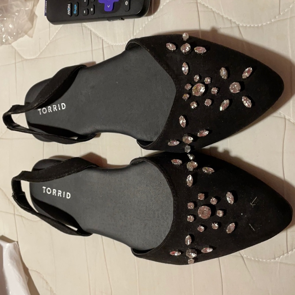 Torrid pointy flats